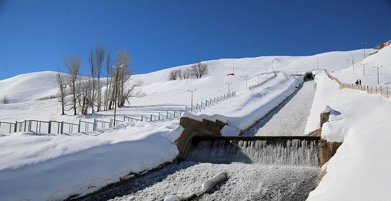 تونل کوهرنگ در زمستان برفی؛ منبع عکس: tehranbehesht.news؛ عکاس: نامشخص