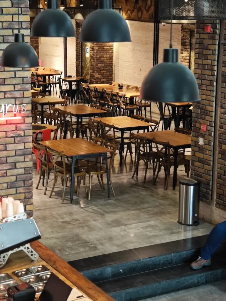 برج برفی مشهد؛ تجربه زمستان در دل تابستان 21 امکانات رفاهی برج برفی مشهد